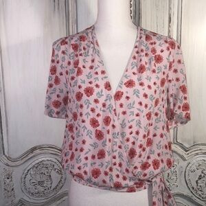 Code Mode Cute Little French Look Faux Wrap Floral Top Size Small